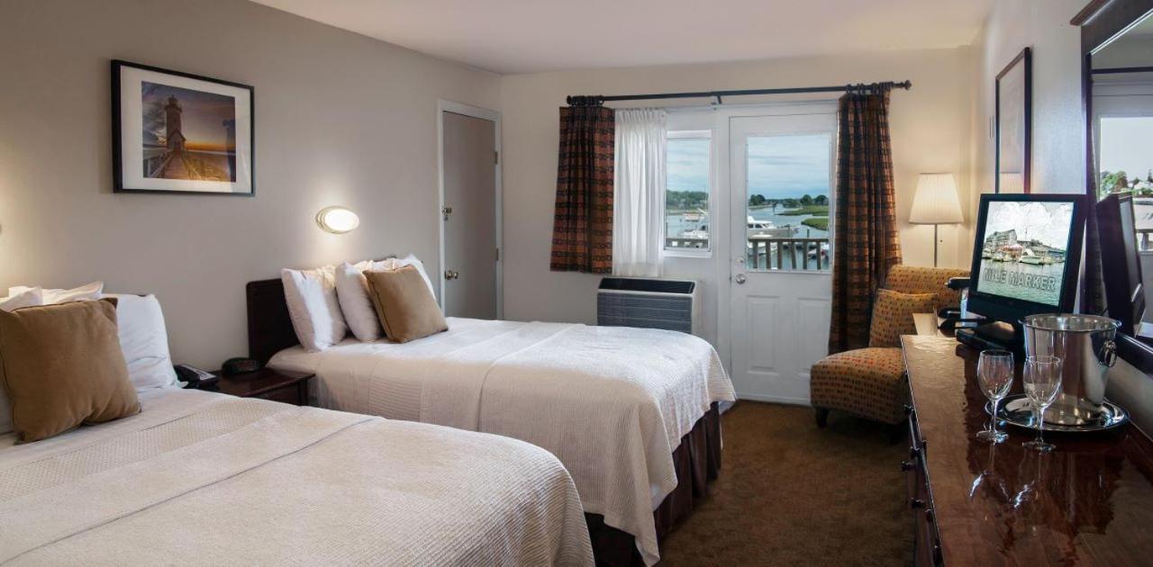 The Hotel At Cape Ann Marina Gloucester Exterior foto