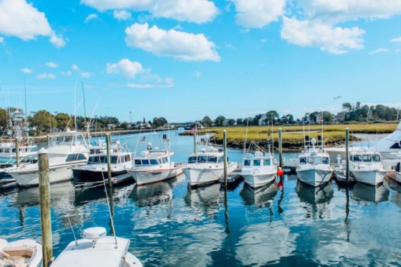 The Hotel At Cape Ann Marina Gloucester Exterior foto